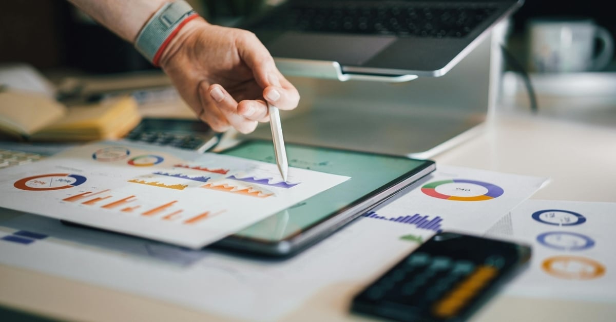 Charts and graphs showing restaurant food costs and profitability