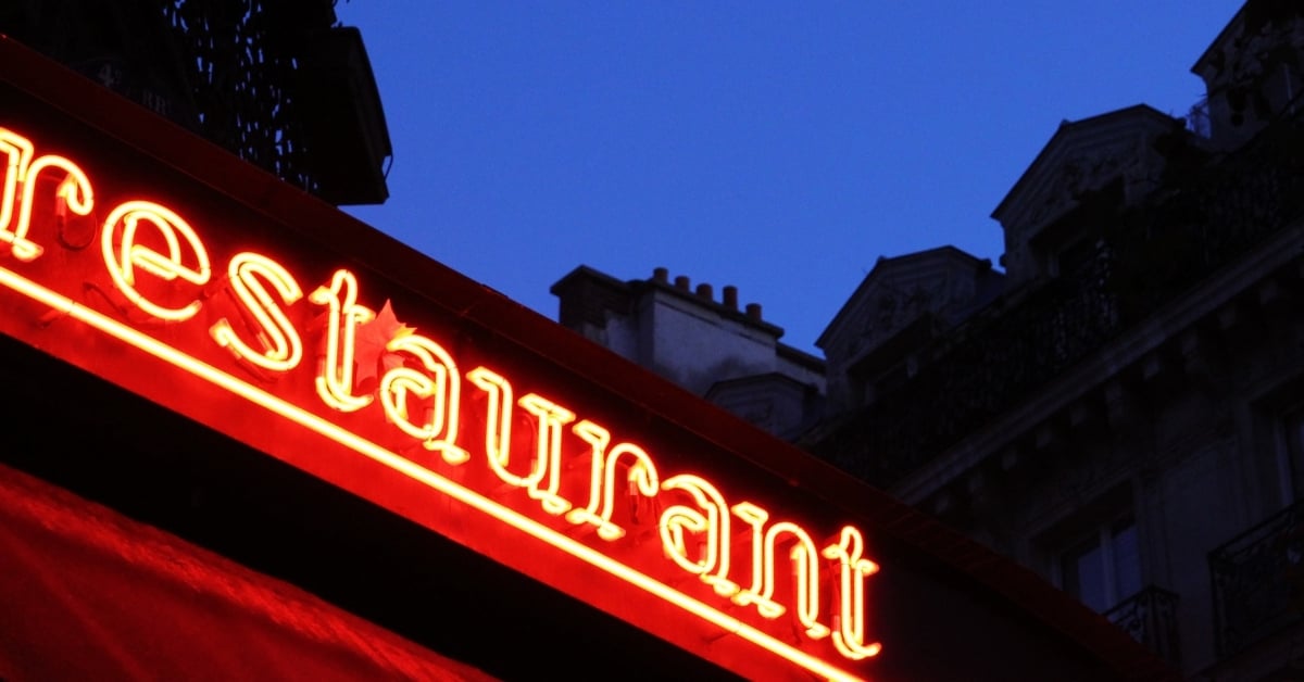 Neon light restaurant sign